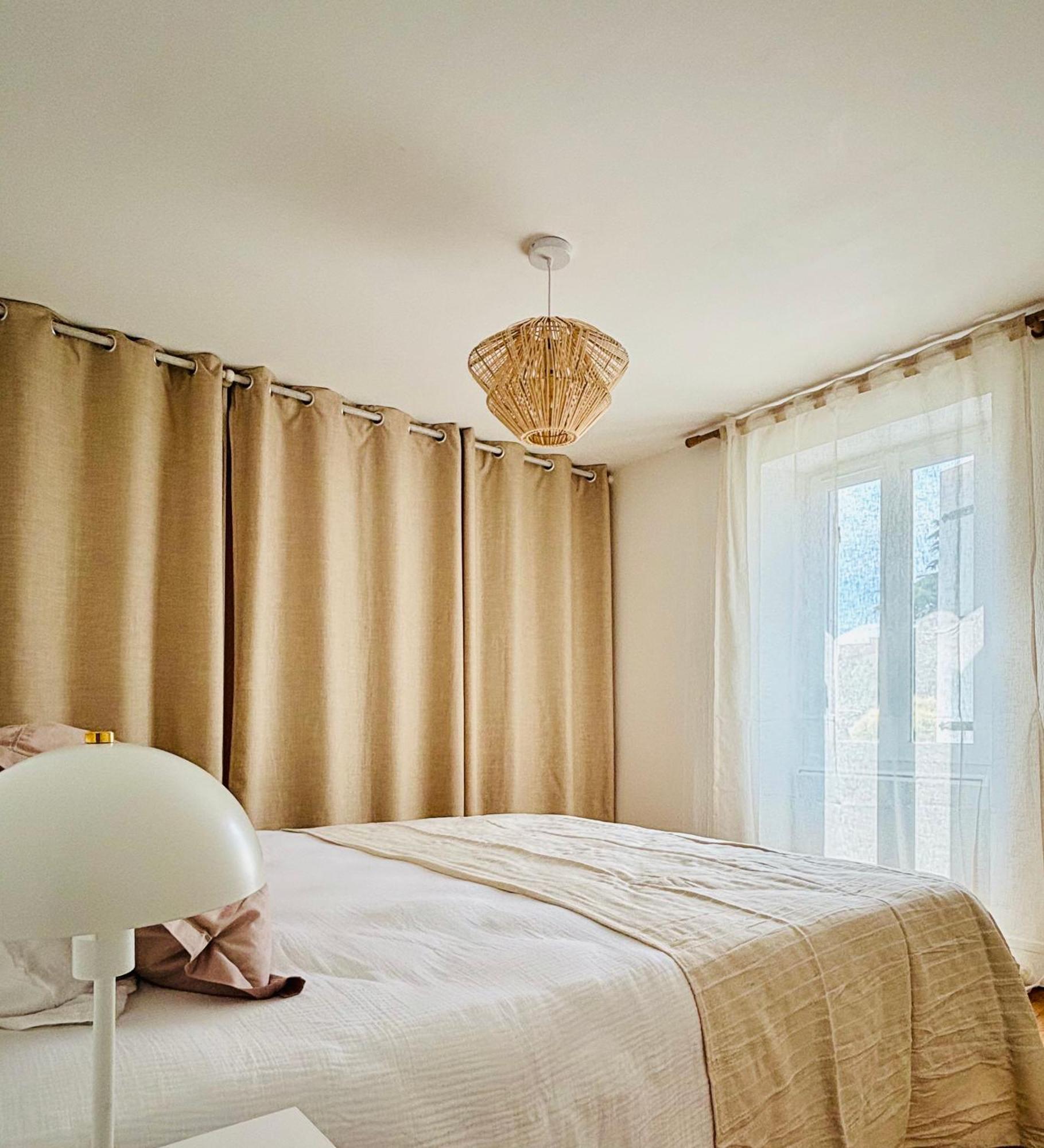 La Maison Du Parc, Charme Et Tranquillite Niort Eksteriør billede