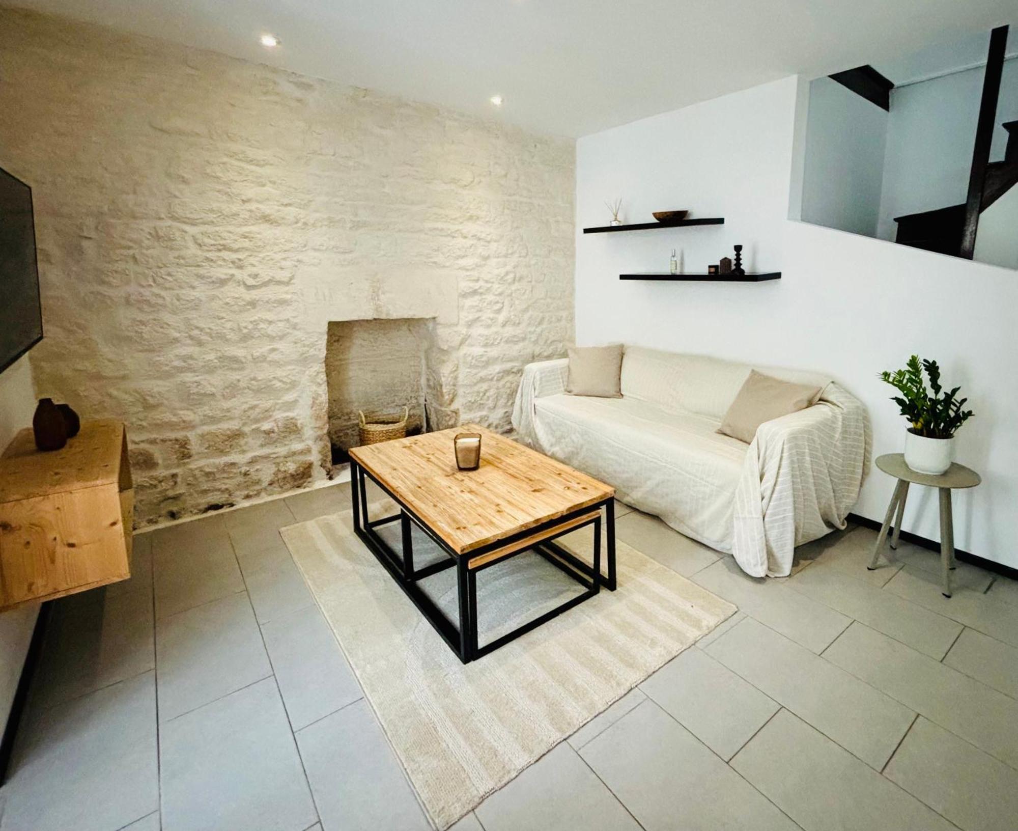 La Maison Du Parc, Charme Et Tranquillite Niort Eksteriør billede
